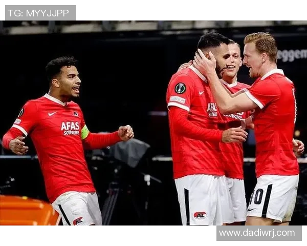 海于格松与斯塔贝克激战成和比分揭晓赛事精彩回顾